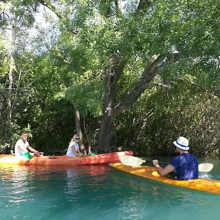 アパート Luna *