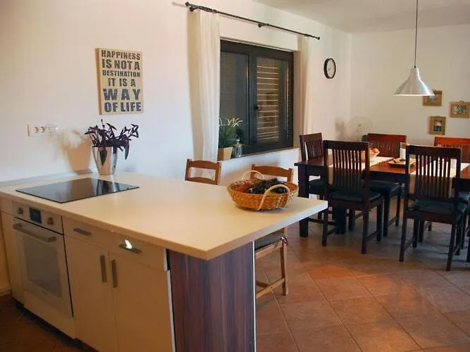 Luna Apartment Rogotin